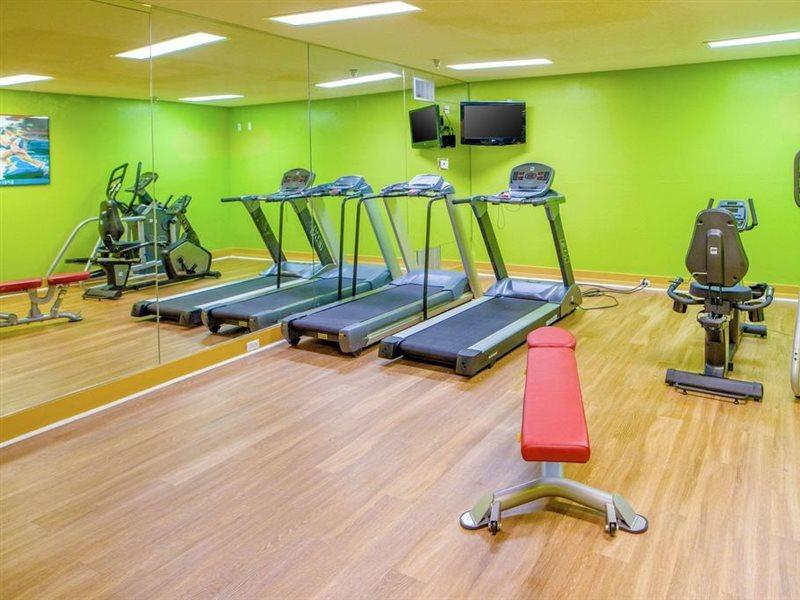 Quality Suites Memphis/ Wolfchase Galleria Екстериор снимка