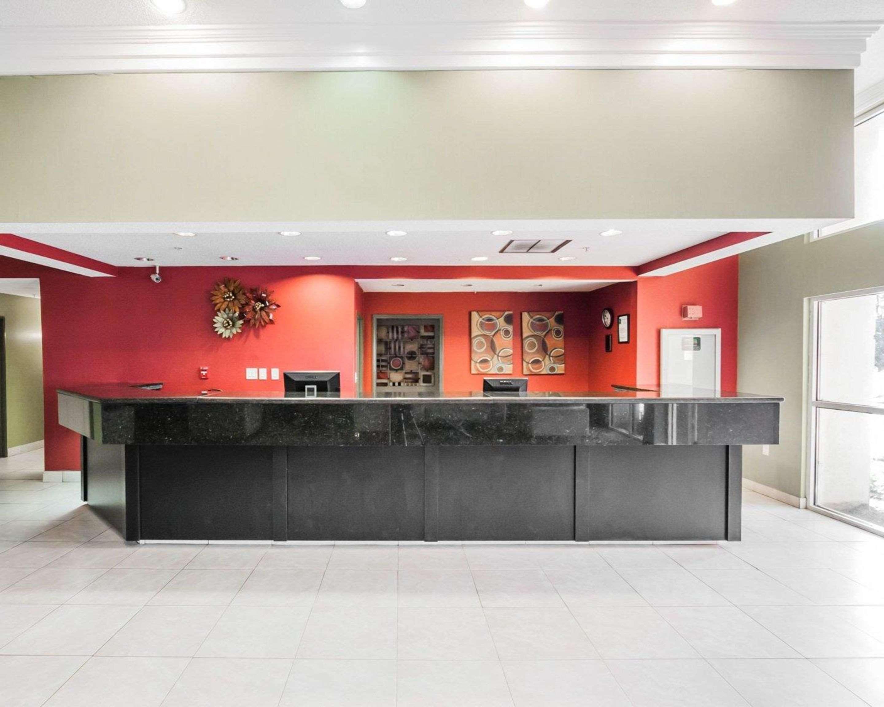 Quality Suites Memphis/ Wolfchase Galleria Екстериор снимка