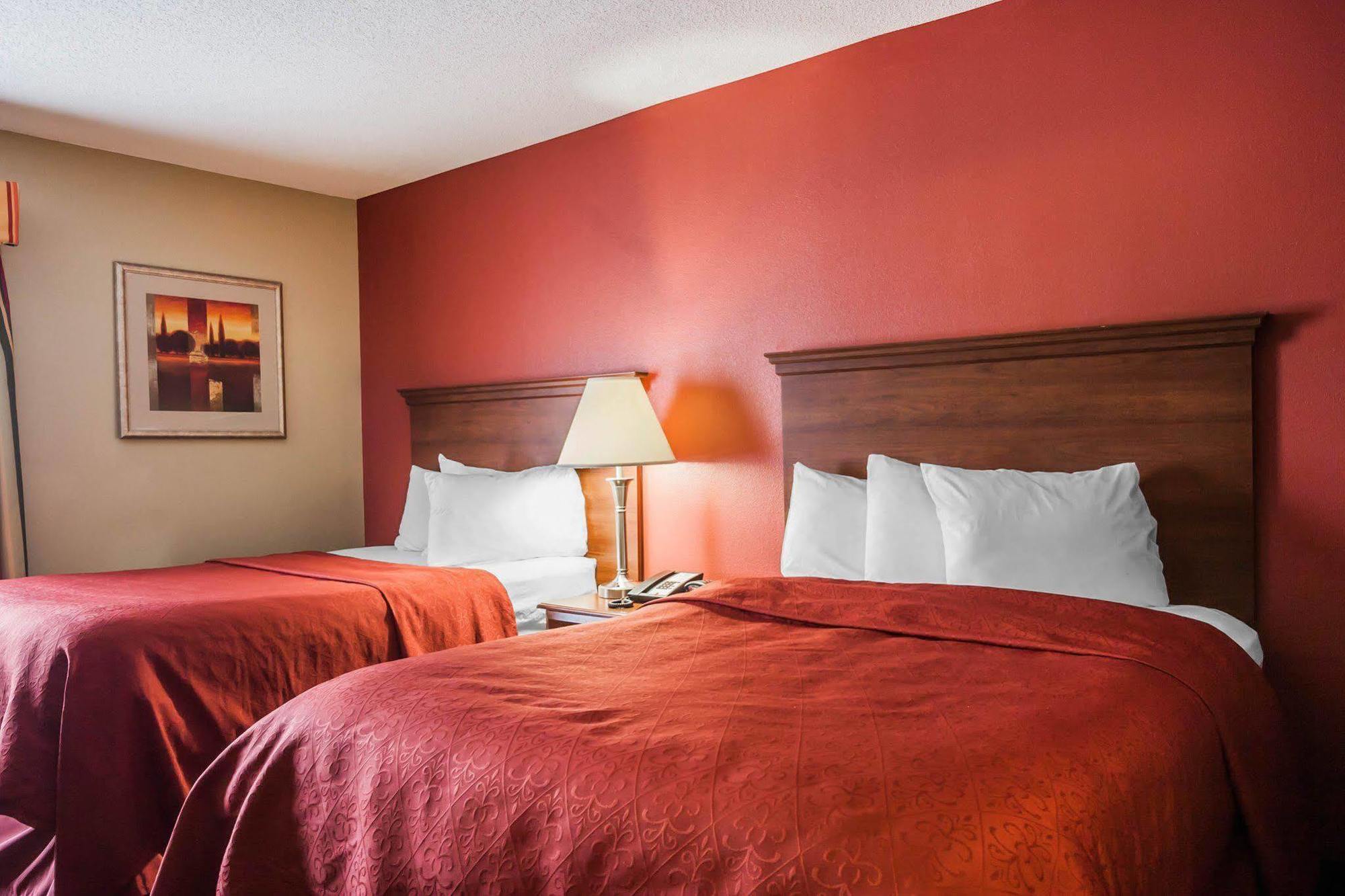 Quality Suites Memphis/ Wolfchase Galleria Екстериор снимка